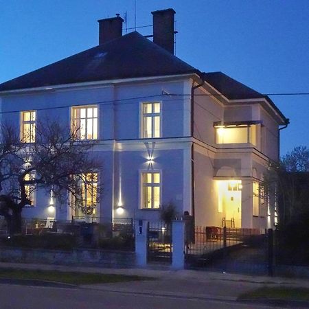 Vila Opocno Ngoại thất bức ảnh